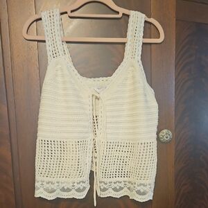 Brand New Cream Knit Vest With Front Ties - Size Medium